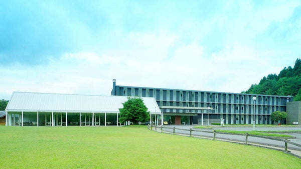 【佐賀県内・早岐/博多駅発】 標高600m!メナード青山リゾート 緑に包まれた休日2日間1